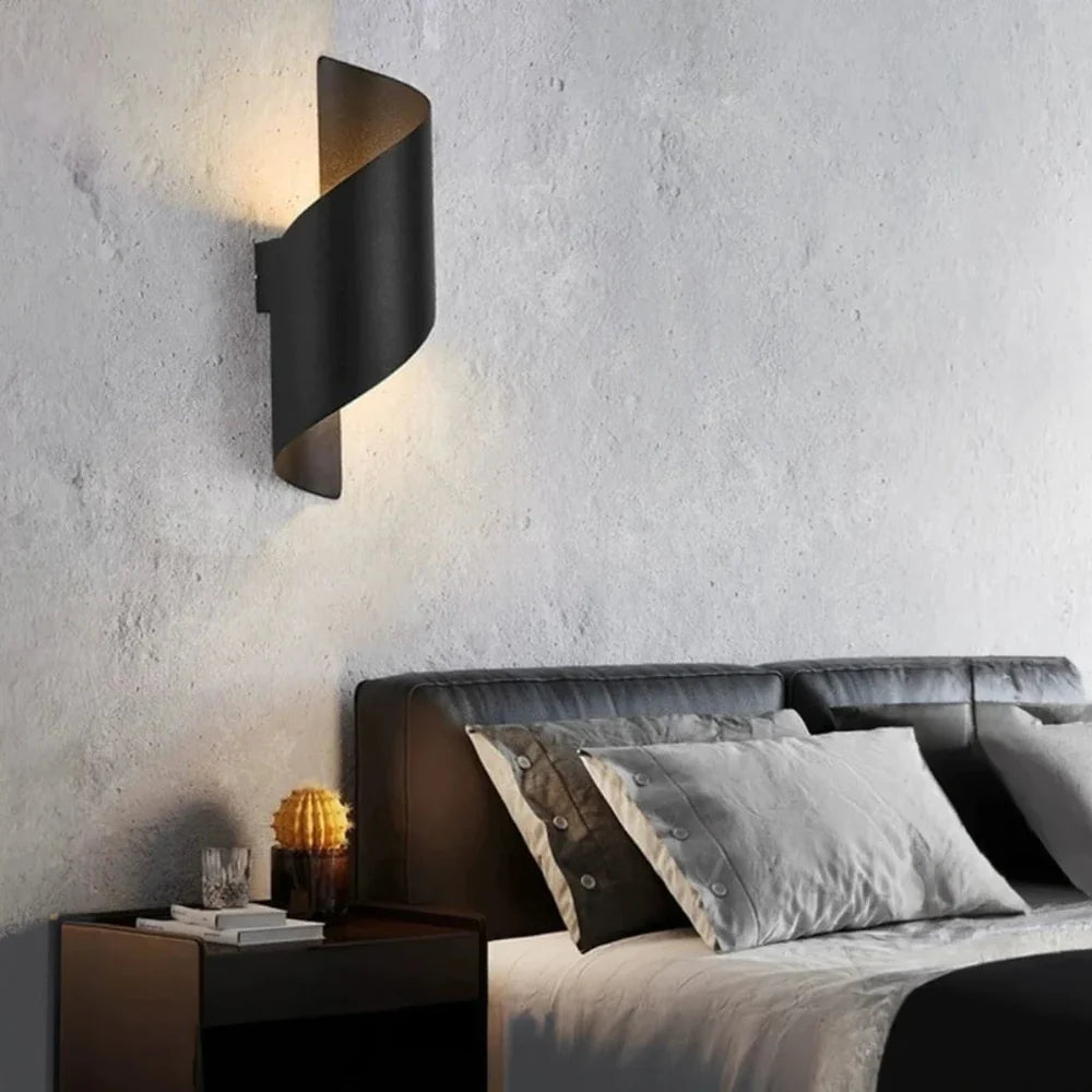 RibbonFlare Wall Sconce - KaveCore