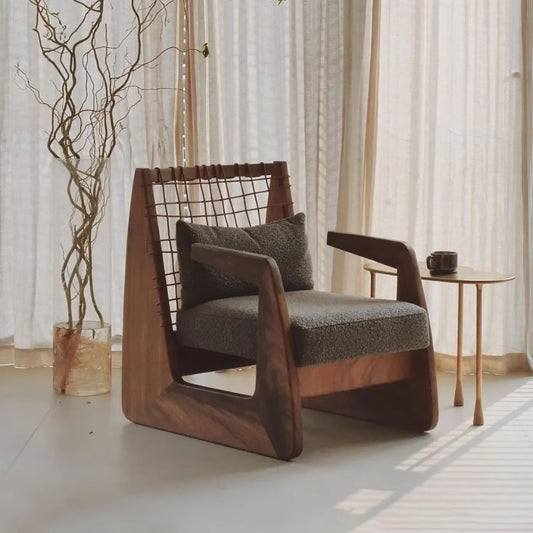 Kazu Lounge Chair