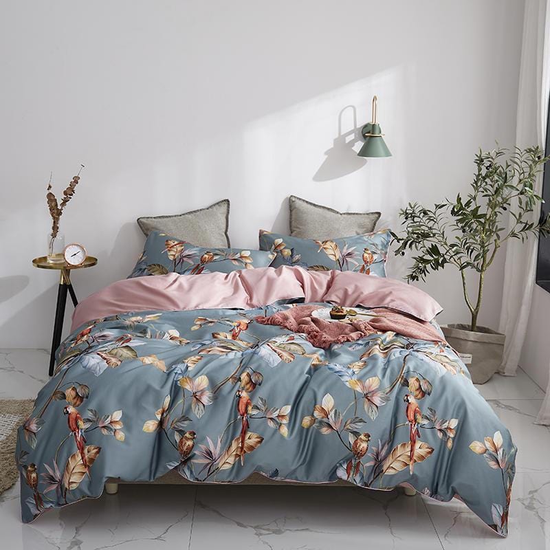 Parrot & Petal Duvet Cover Set (Long-staple Sateen Cotton)