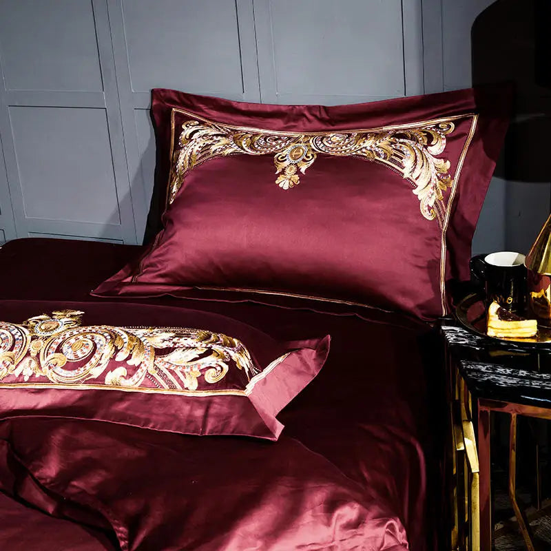 Baroque Noire & Rouge Duvet Cover Set (Long-staple Sateen Cotton)