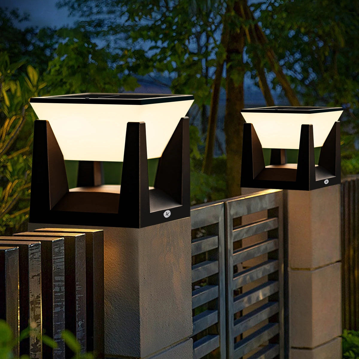 LumiSquare Solar Post - KaveCore