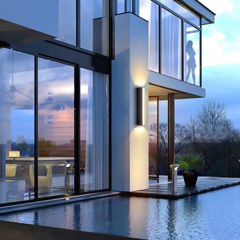 Nimbus Vertical LED Outdoor Facade Light