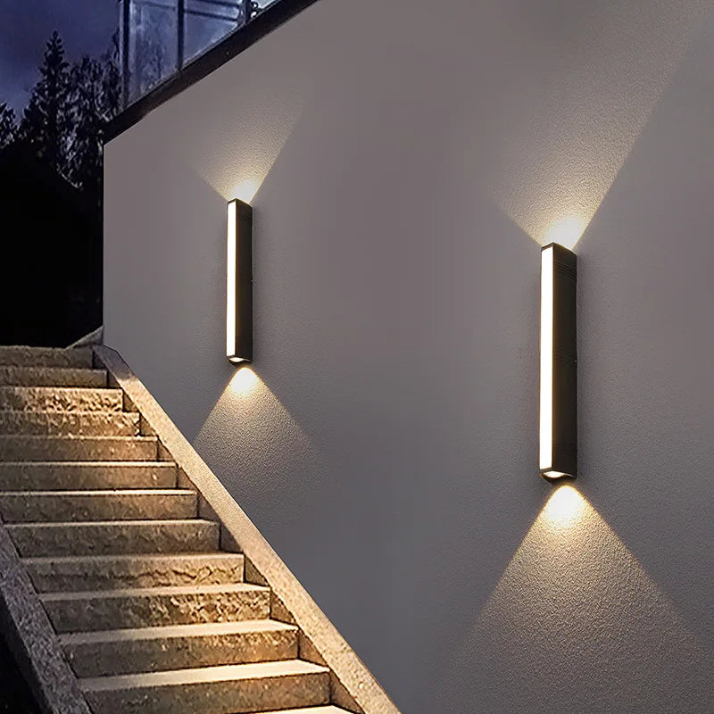 Nimbus Vertical LED Outdoor Facade Light