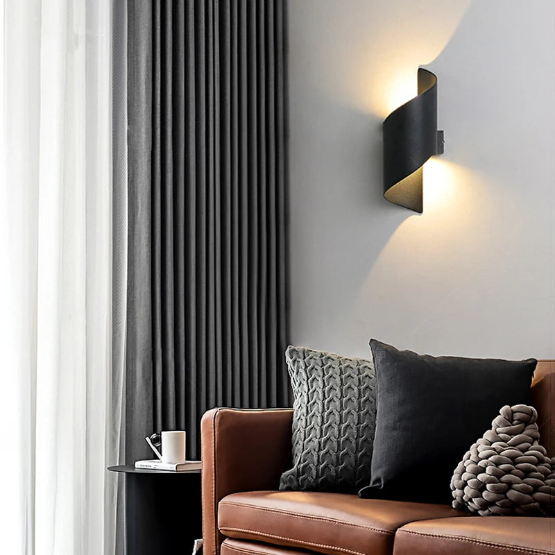 RibbonFlare Wall Sconce - KaveCore
