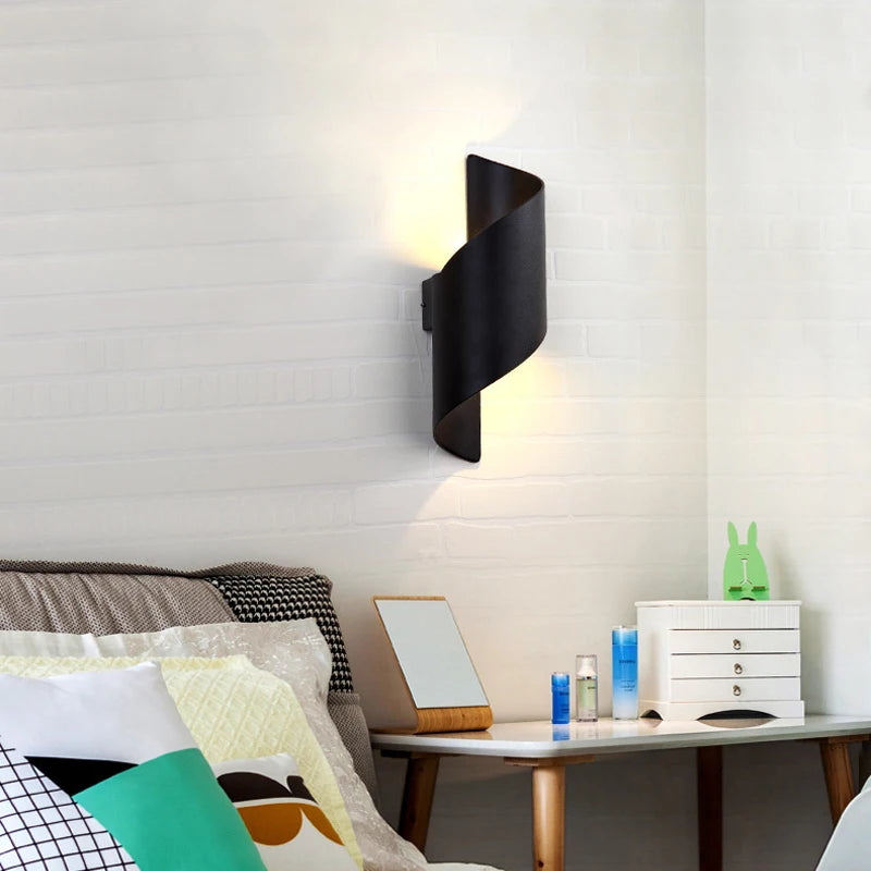 RibbonFlare Wall Sconce - KaveCore