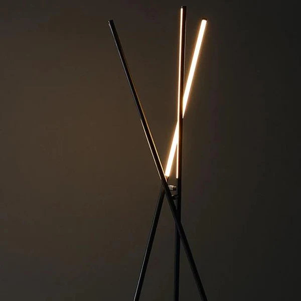 Synex Floor Lamp - KaveCore