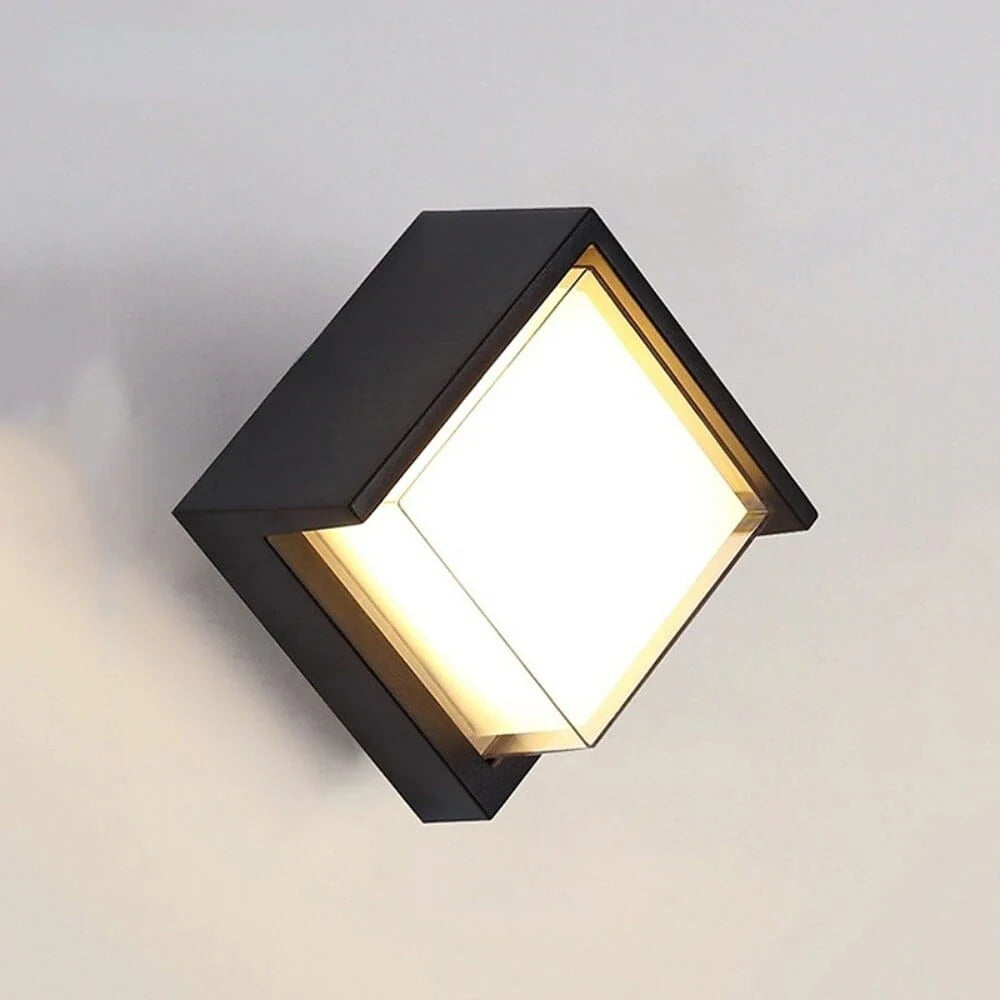 Squareline Wall Light (Motion Sensor) - KaveCore