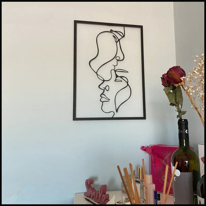 Kissing Silhouette Metal Wall Art