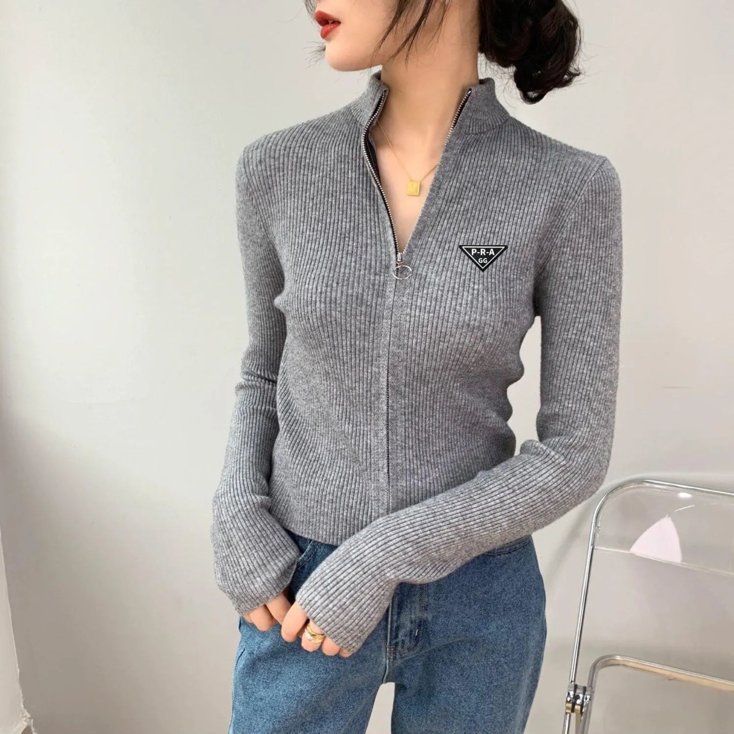 Women's Tops Slim Fit Knit Cardigan With Zippers