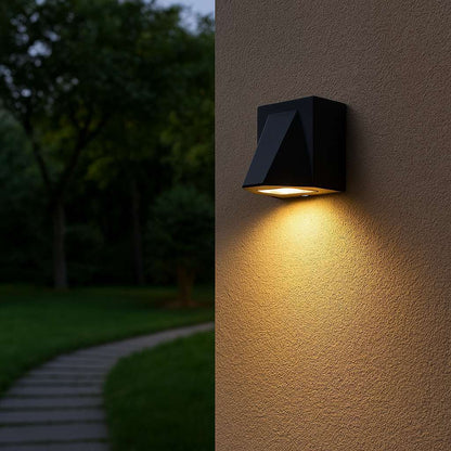 Astra Edge Wall Light - KaveCore