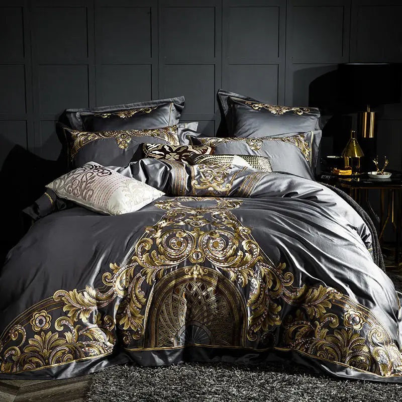 Baroque Noire & Rouge Duvet Cover Set (Long-staple Sateen Cotton)