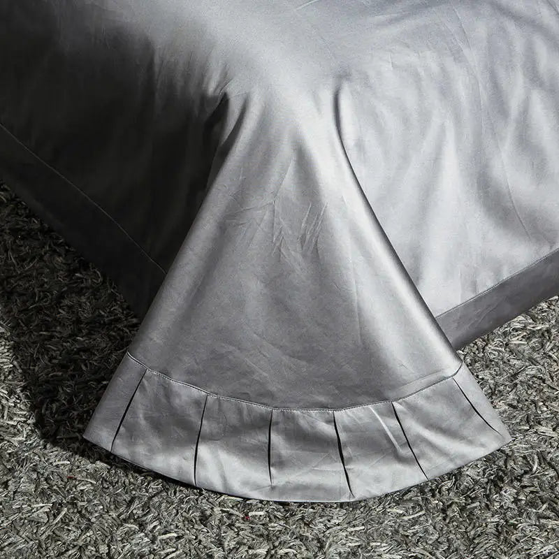 Baroque Noire & Rouge Duvet Cover Set (Long-staple Sateen Cotton)