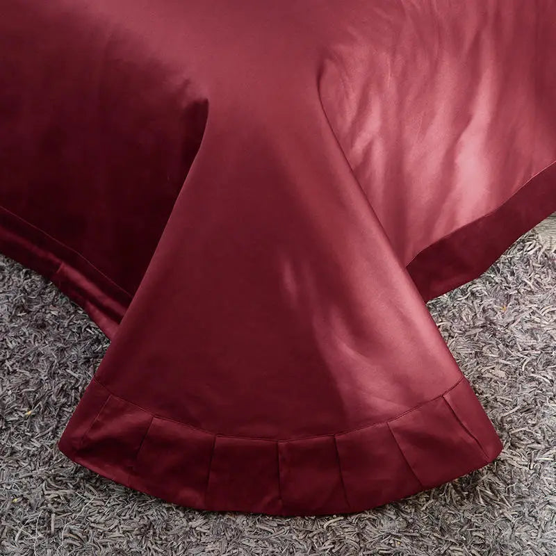 Baroque Noire & Rouge Duvet Cover Set (Long-staple Sateen Cotton)