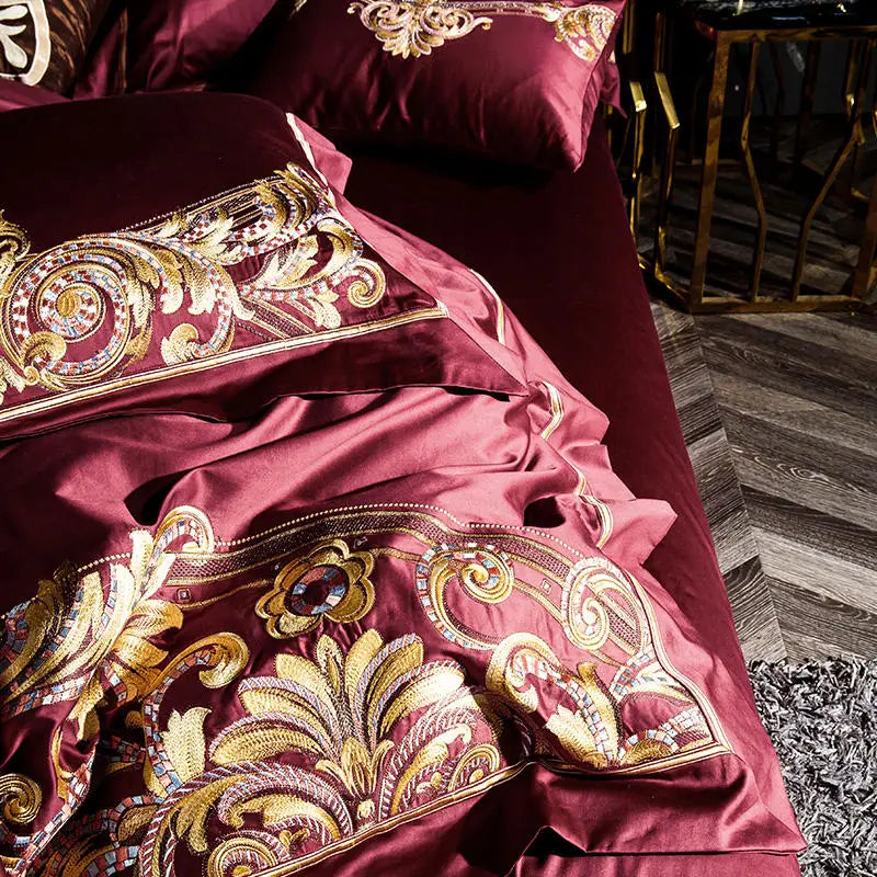 Baroque Noire & Rouge Duvet Cover Set (Long-staple Sateen Cotton)