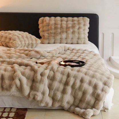 LuxeBurrow Faux-Fur Throw - KaveCore