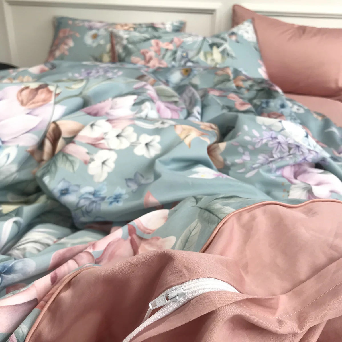 Soft Petal Symphony Duvet Cover Set (Long-staple Sateen Cotton)