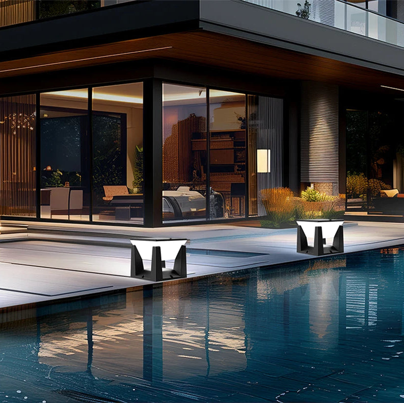 LumiSquare Solar Post - KaveCore