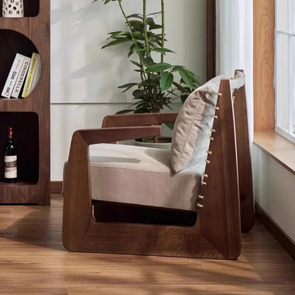 Kazu Lounge Chair