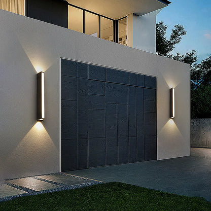 Nimbus Vertical LED Outdoor Facade Light
