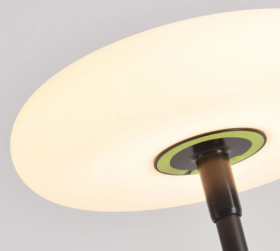 Lumivy Solar Lamp - KaveCore