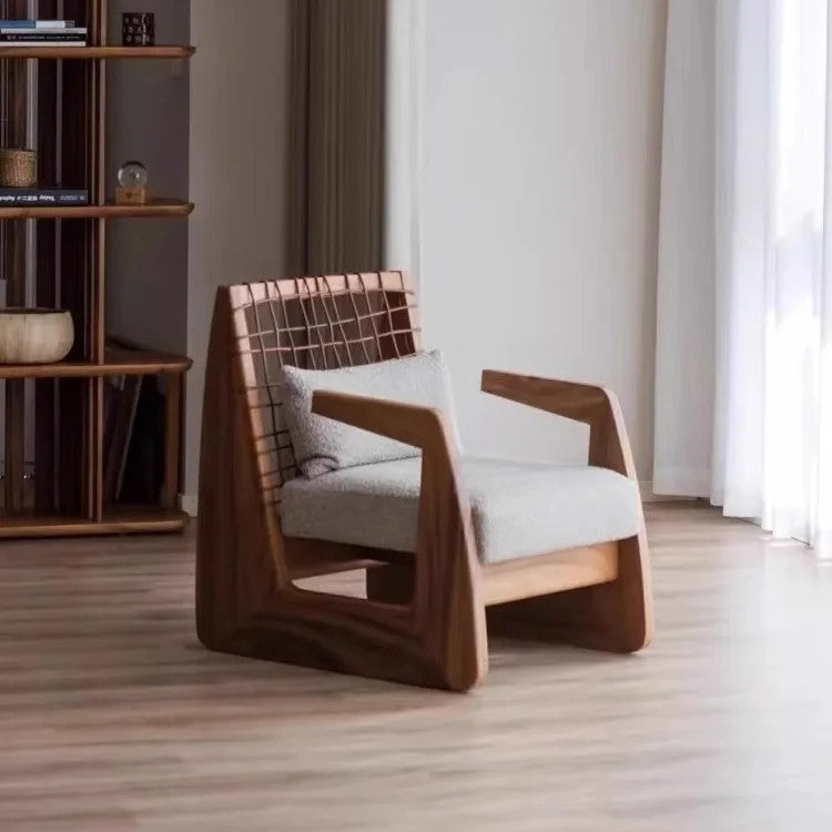 Kazu Lounge Chair