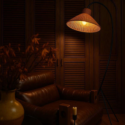 Raya Loom Floor Lamp - KaveCore