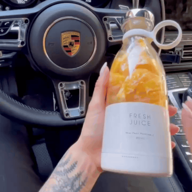 GoSqueeze Ayouth Portable Mini Juicer